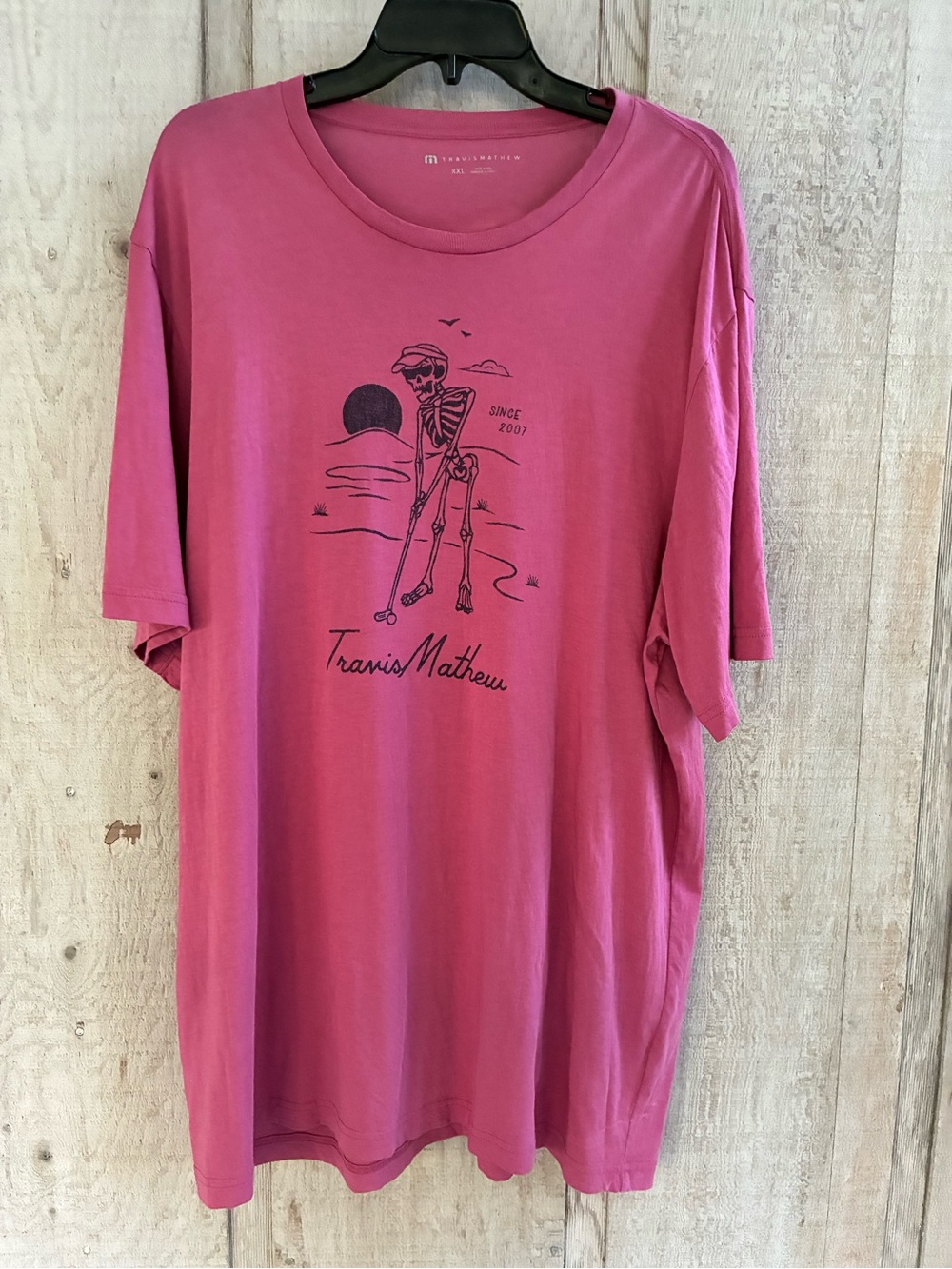 Travis Mathew Men's Magenta Graphic Short-Sleeve Tee